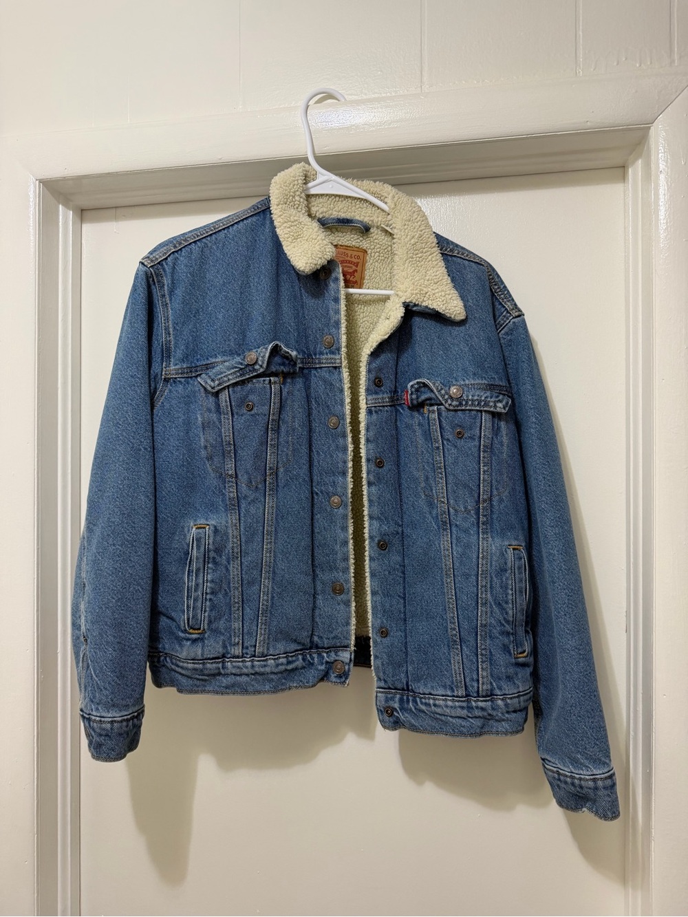 Levi's Light Blue Denim Jacket with Cream Sherpa Collar